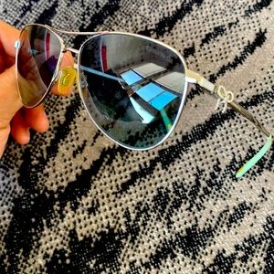 Woman’s Sunglasses